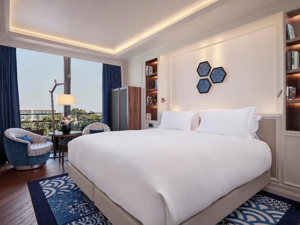 DOUBLE LUXURY Room, Sofitel Barcelona Skipper, Barcelona