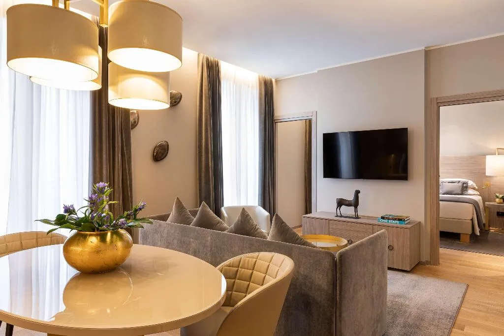 Room, Rosa Grand Milano - Starhotels Collezione, Milan
