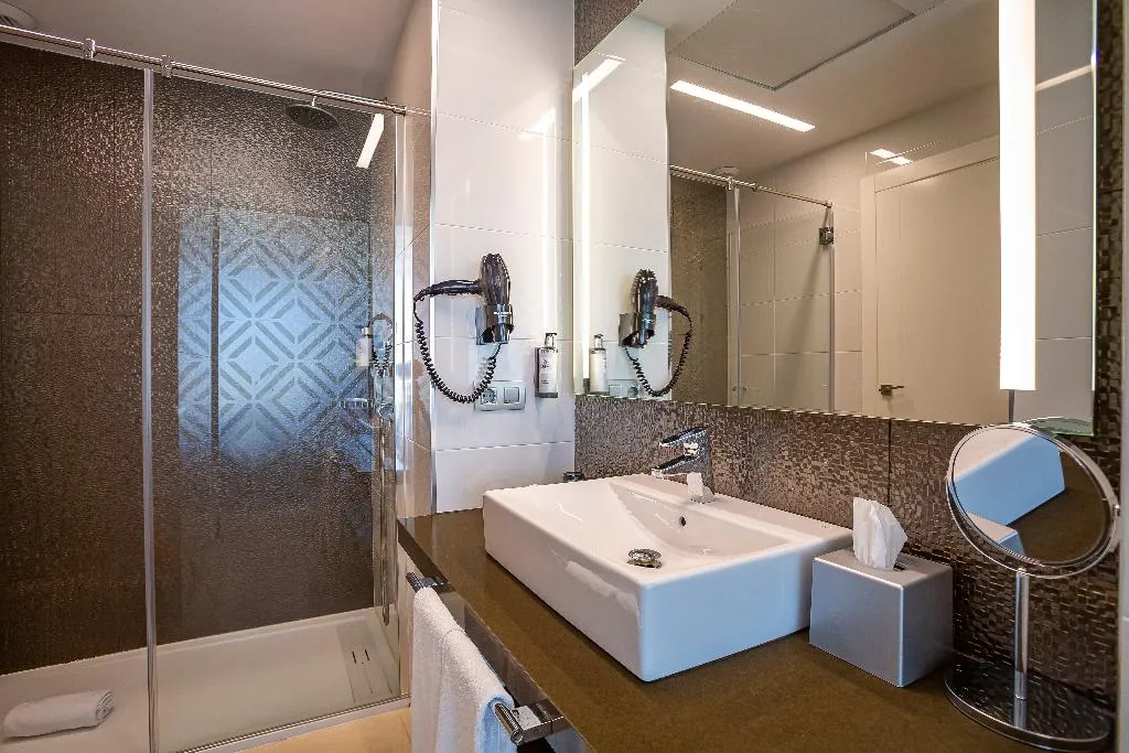 DOUBLE SINGLE USE MOUNTAIN VIEW Room, Torre del Mar Ibiza, Ibiza
