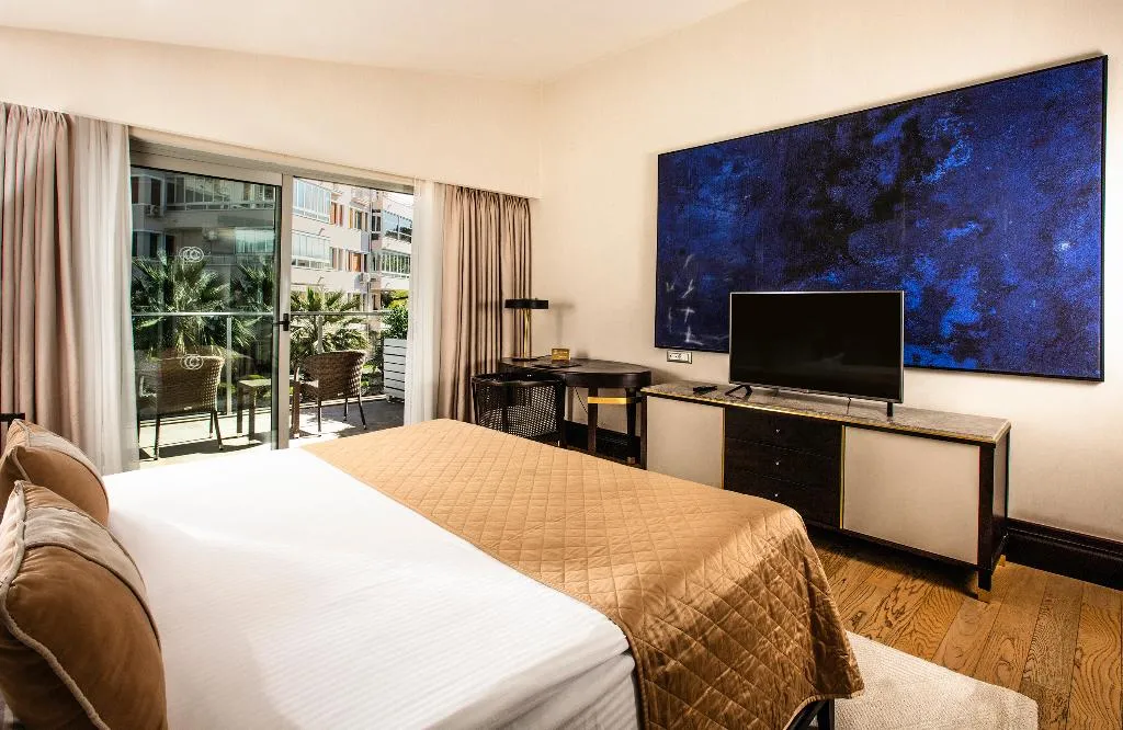 DOUBLE SINGLE USE SUPERIOR LAND VIEW Room, Charisma De Luxe Hotel, Izmir
