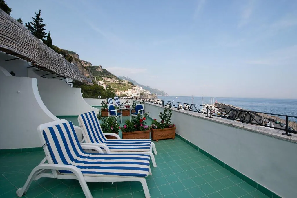 Terrace, Aurora, Naples