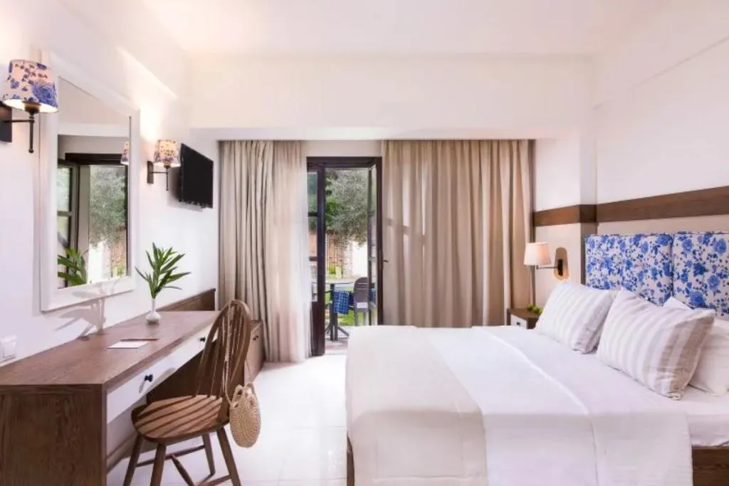 SUITE PREMIUM TWO BEDROOMS Room, Simantro Resort, Halkidiki