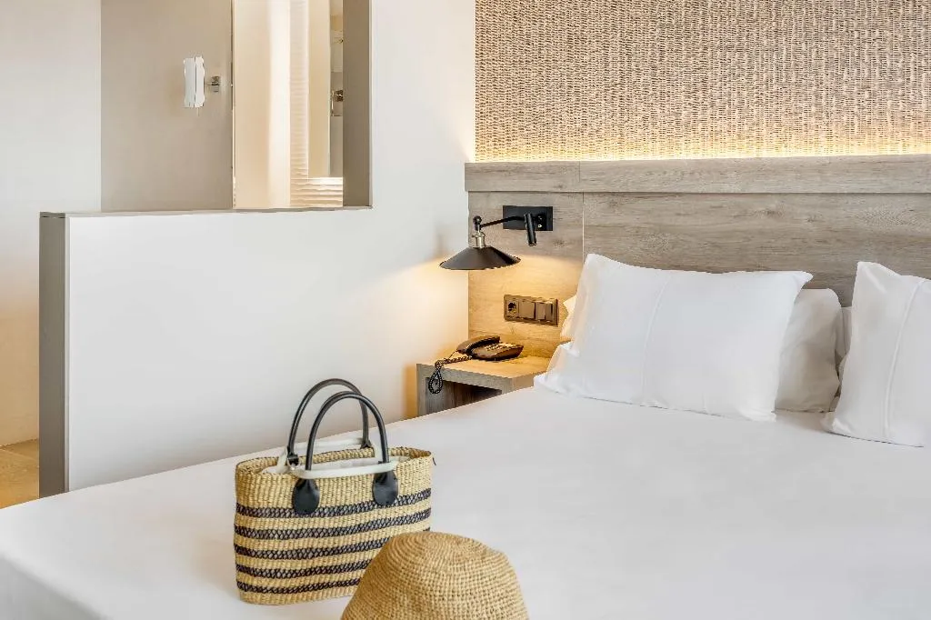 Room, Metropol Hotel, Costa Brava