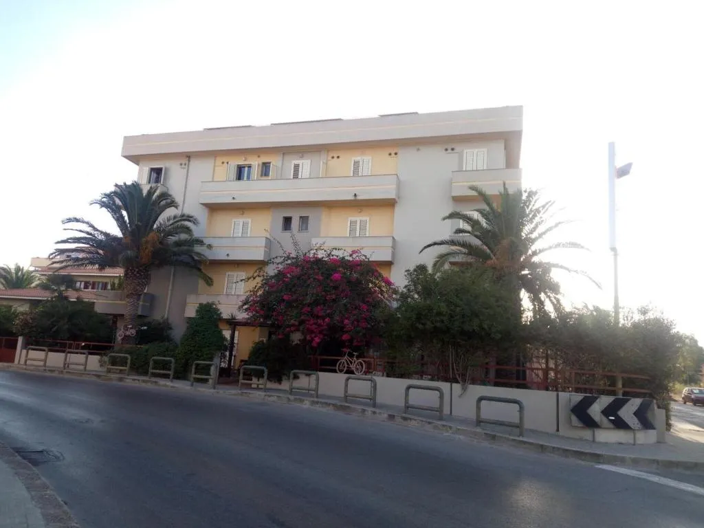 General view, Mistral, Alghero