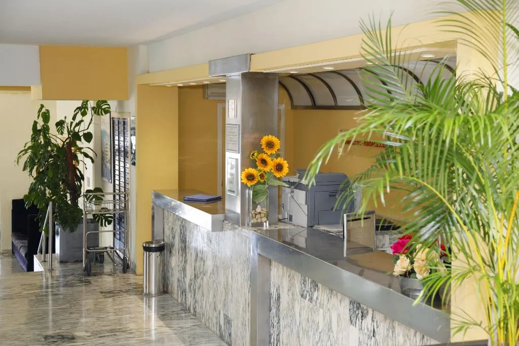 Lobby, Suites Roc Portonova, Majorca