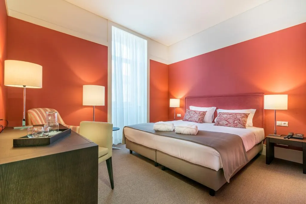 Double or Twin STANDARD Room, Universal Boutique Hotel, Porto