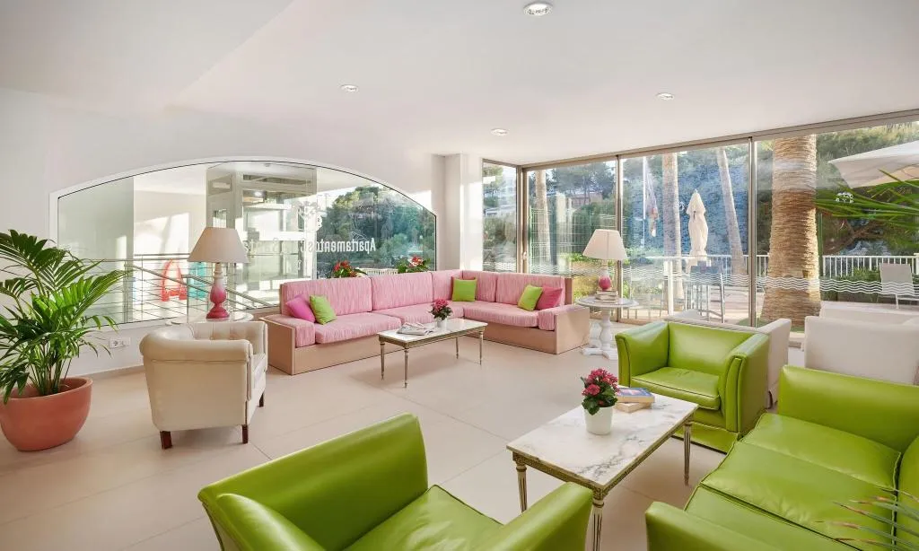 Lobby, Hotel Cala Santanyi, Majorca