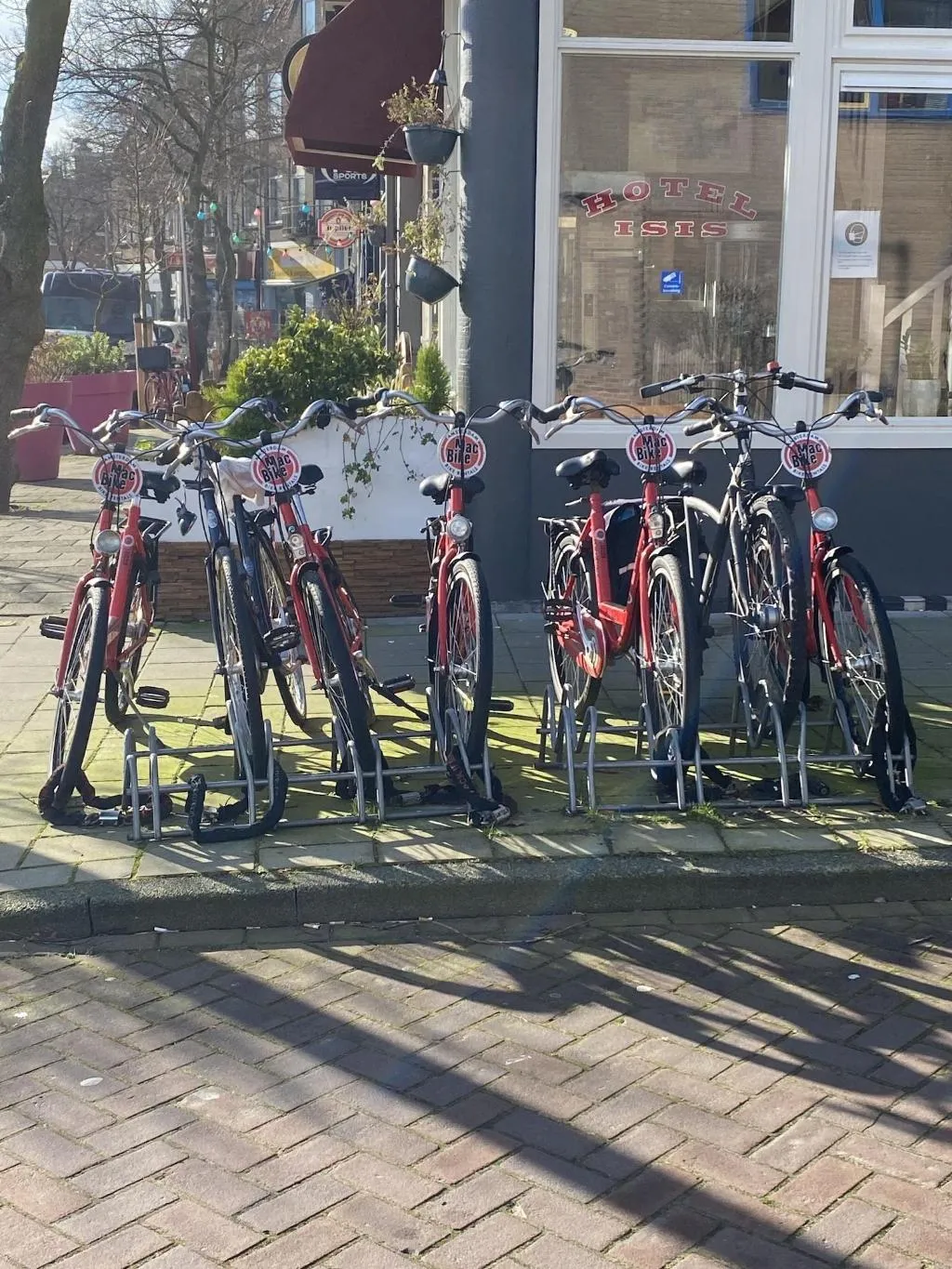 Sports and Entertainment, Hotel Isis, Amsterdam