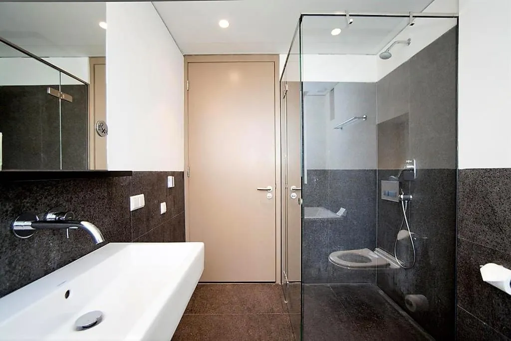 JUNIOR SUITE STANDARD Room, The Bank Hotel, Amsterdam
