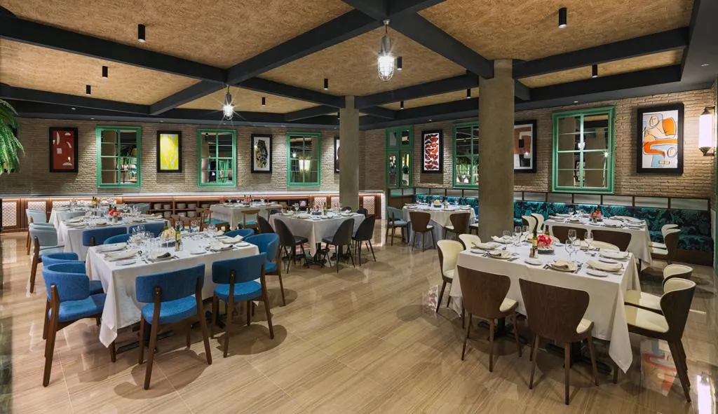 Restaurant, H10 Marina Barcelona, Barcelona