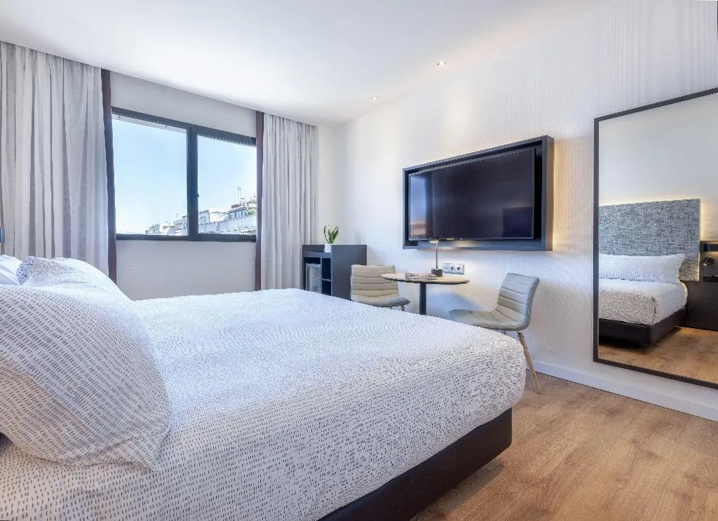 Double or Twin POOL VIEW Room, Innside Valencia Oceanic, Valencia