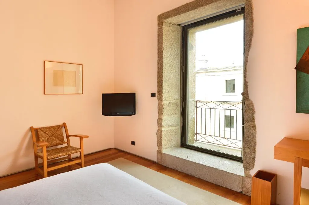 Double or Twin STANDARD Room, Pousada Mosteiro Amares, Porto