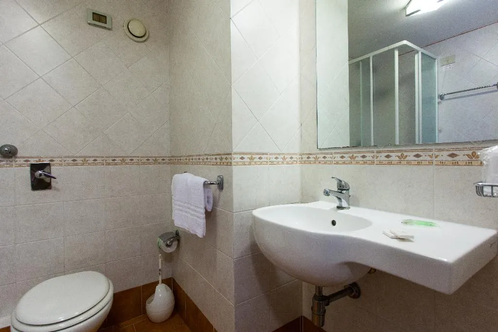 DOUBLE SINGLE USE STANDARD Room, Villa D'Amato, Palermo