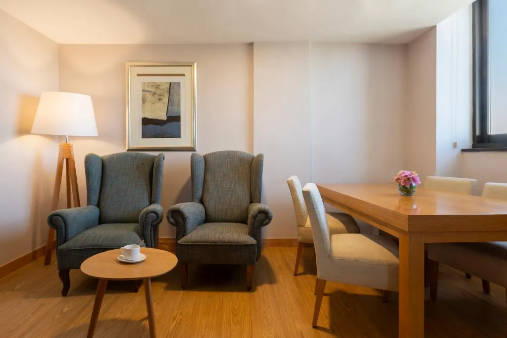 JUNIOR SUITE CAPACITY 1 Room, Hesperia Sant Just, Barcelona