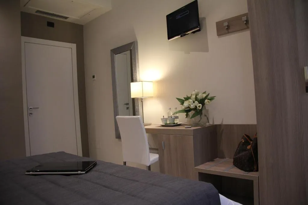 General view, Hotel Zara Milano, Milan
