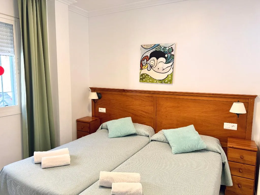 APARTMENT ONE BEDROOM Room, Apartamentos HC Burriana Playa, Costa Del Sol