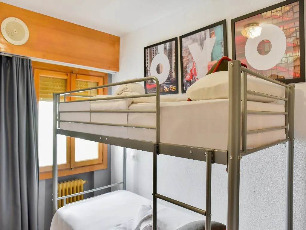 TWIN STANDARD Room, Hostal Carabanchel, Madrid
