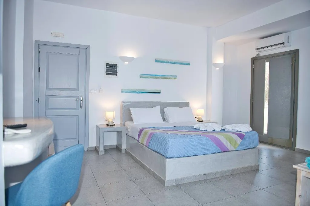 Double or Twin EXECUTIVE Room, The Last Sunbeam, Santorini