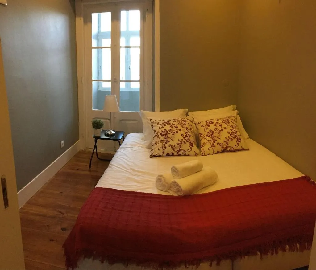 Room, The Bridge, Lisbon