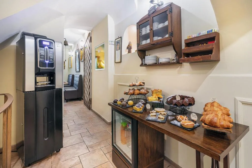 Restaurant, Il Convento, Naples