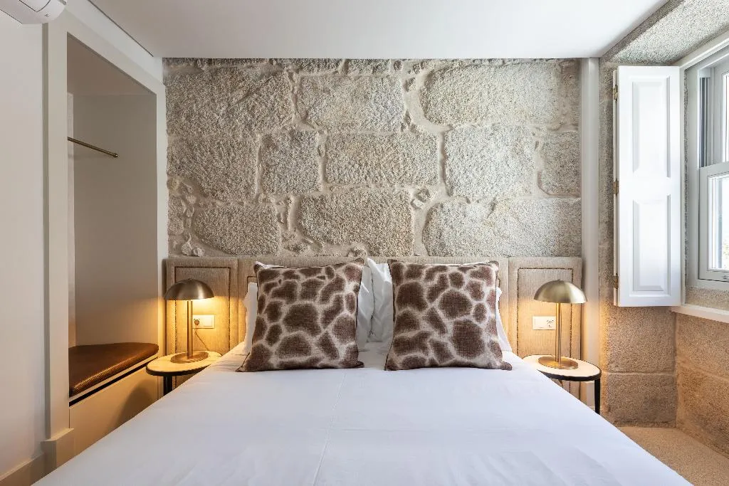 APARTMENT TWO BEDROOMS Room, Líbere Porto Laranjais, Porto