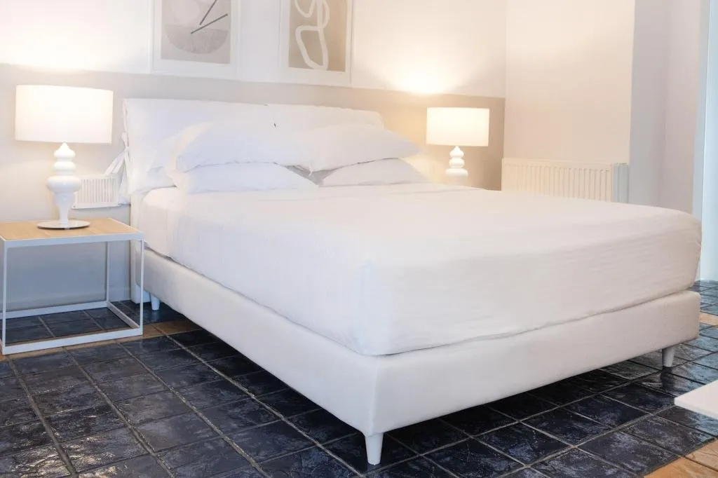 Room, Lilium Hotel, Santorini