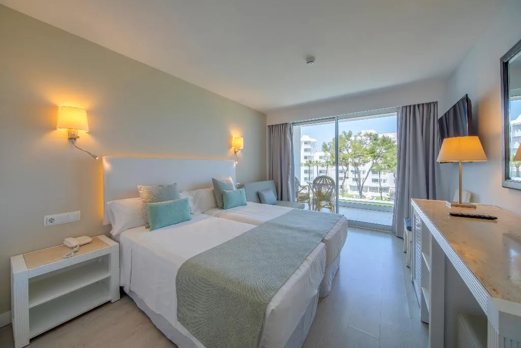 Double or Twin SUPERIOR Room, Playa Esperanza Resort, Majorca