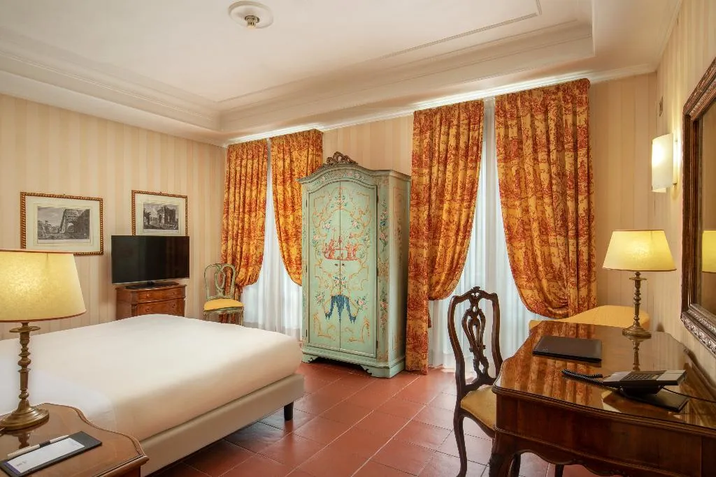 DOUBLE DELUXE QUEEN BED Room, Hotel Canada, BW Premier Collection, Rome