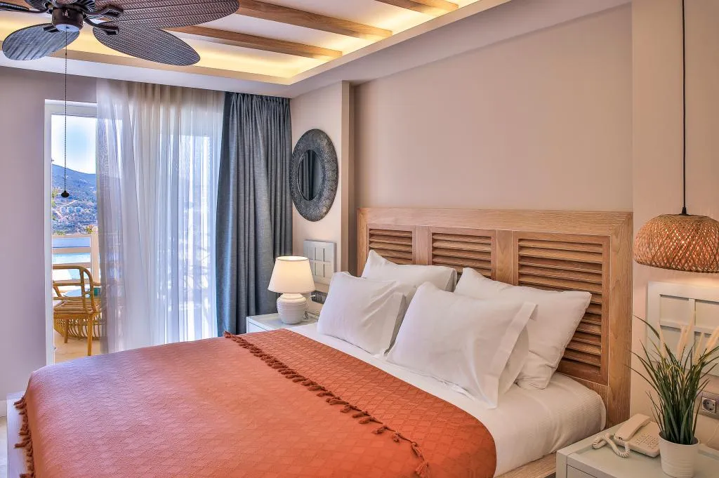 DOUBLE COMFORT SEA VIEW Room, Kalkan Saray Suites, Dalaman