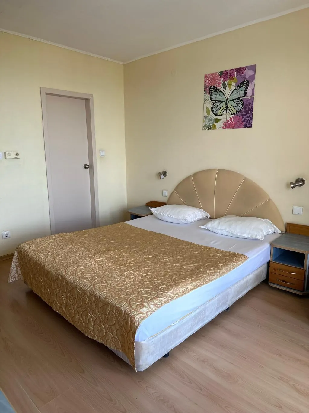 DOUBLE STANDARD Room, Hotel Perla, Varna