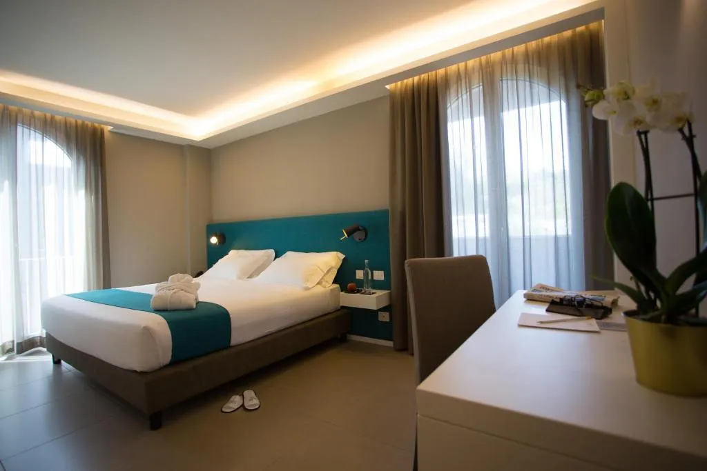 FAMILY ROOM STANDARD Room, Airone City Hotel, Catania
