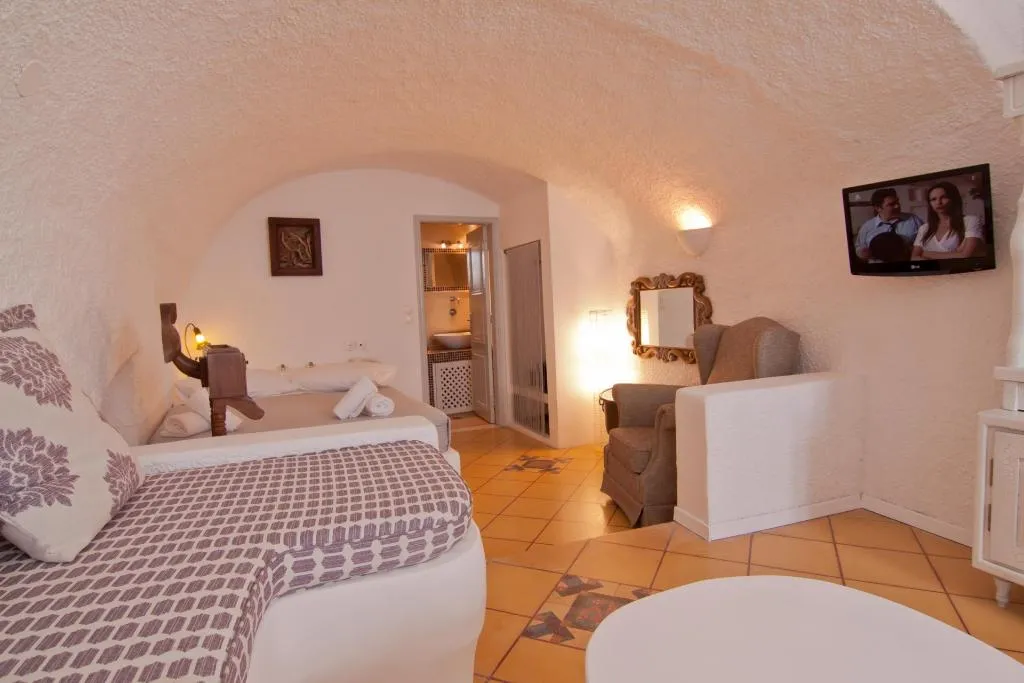 Room, Sunny Villas Apartments, Santorini