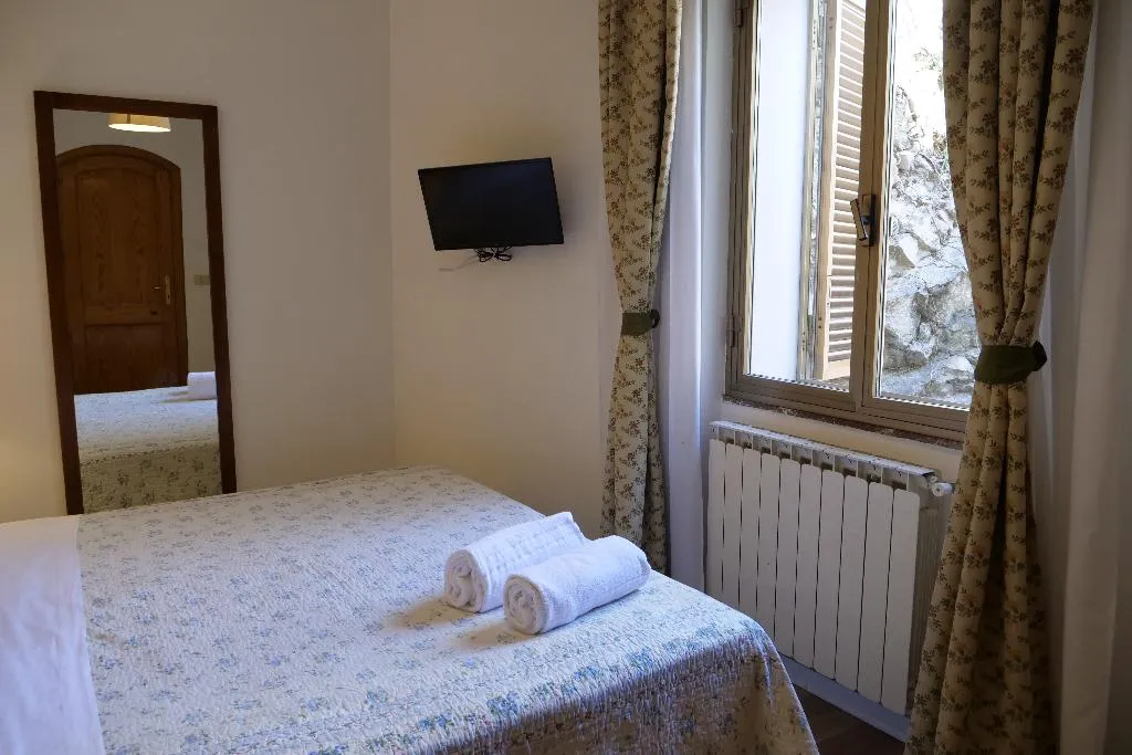 DOUBLE ECONOMY Room, Hotel Elios, Taormina