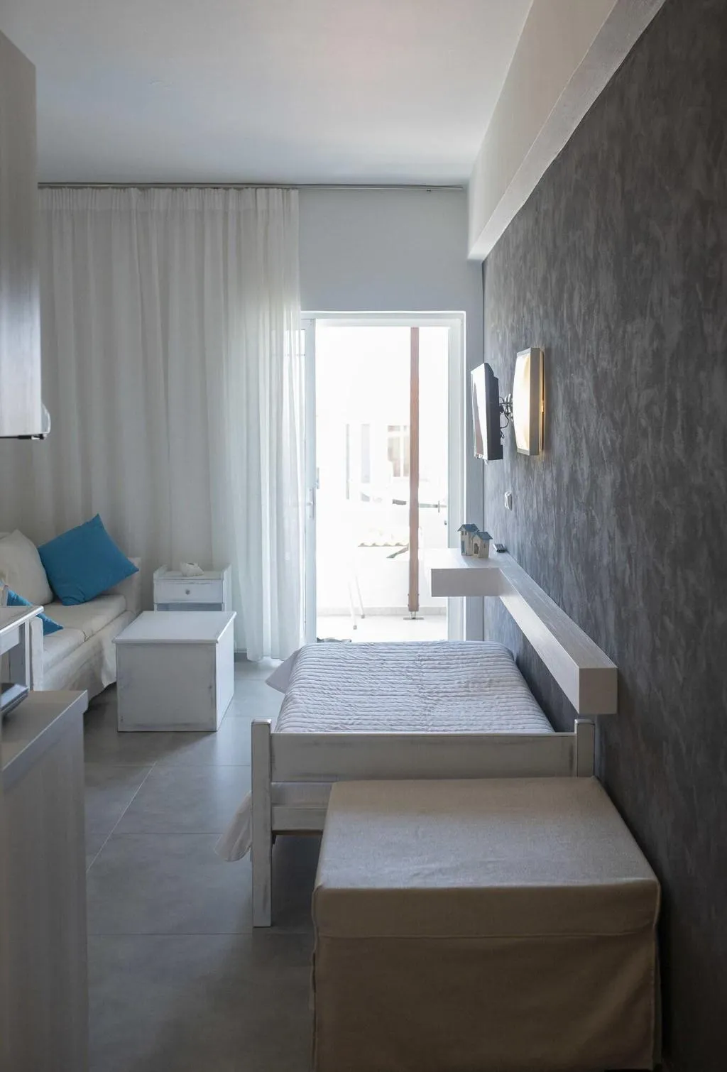 Room, Niriides Hotel, Crete