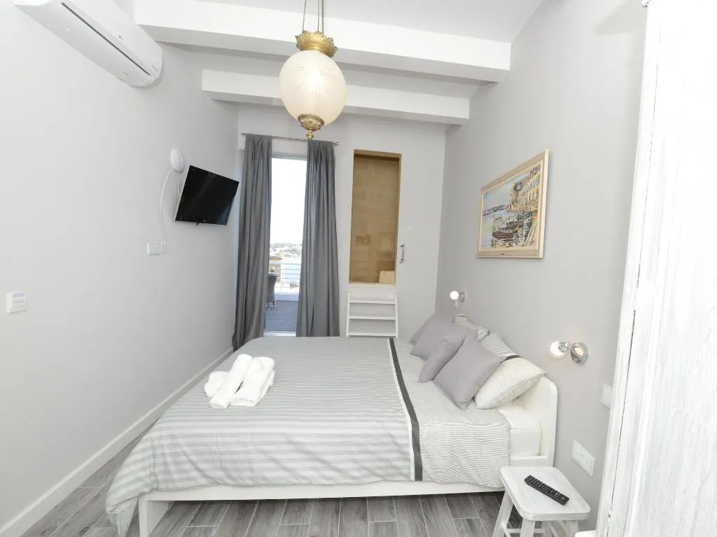 Room, Paulos Valletta, Malta