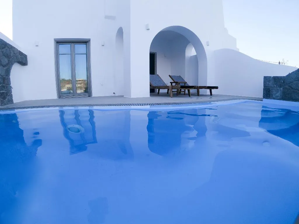 Pool, Amphitrite Suites Santorini, Santorini
