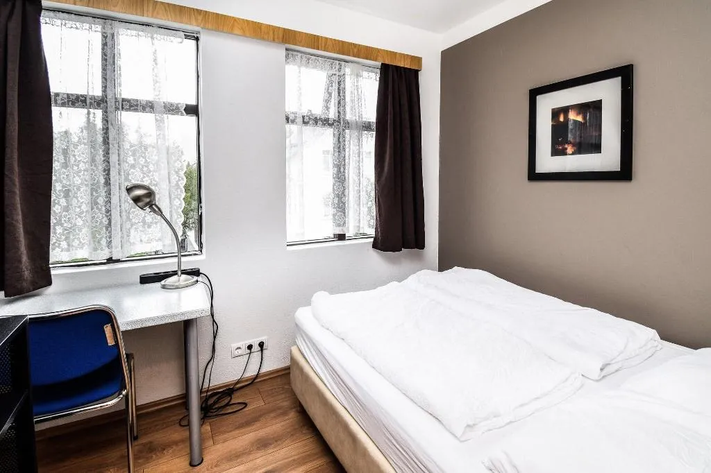 Room, Aurora Guesthouse, Reykjavik