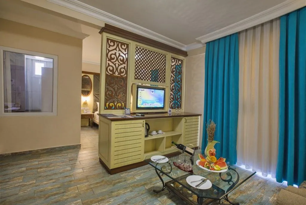 FAMILY ROOM DELUXE Room, Club Big Blue Suite Hotel, Antalya