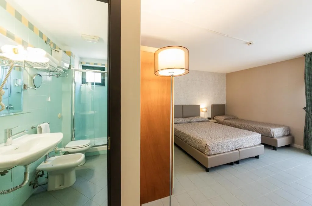 TRIPLE STANDARD Room, Athenaeum Palermo, Palermo