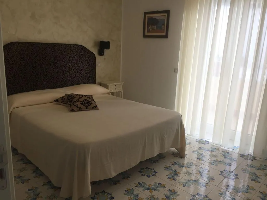 Room, Nonno Francesco B&B, Naples