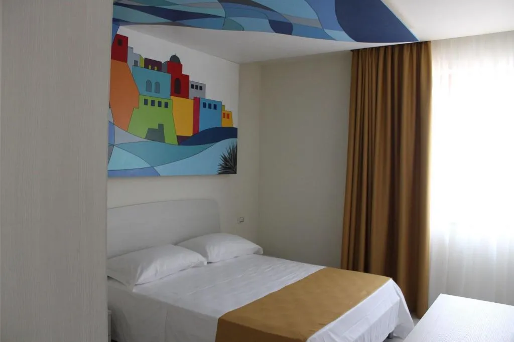 Room, Happyrooms, Naples