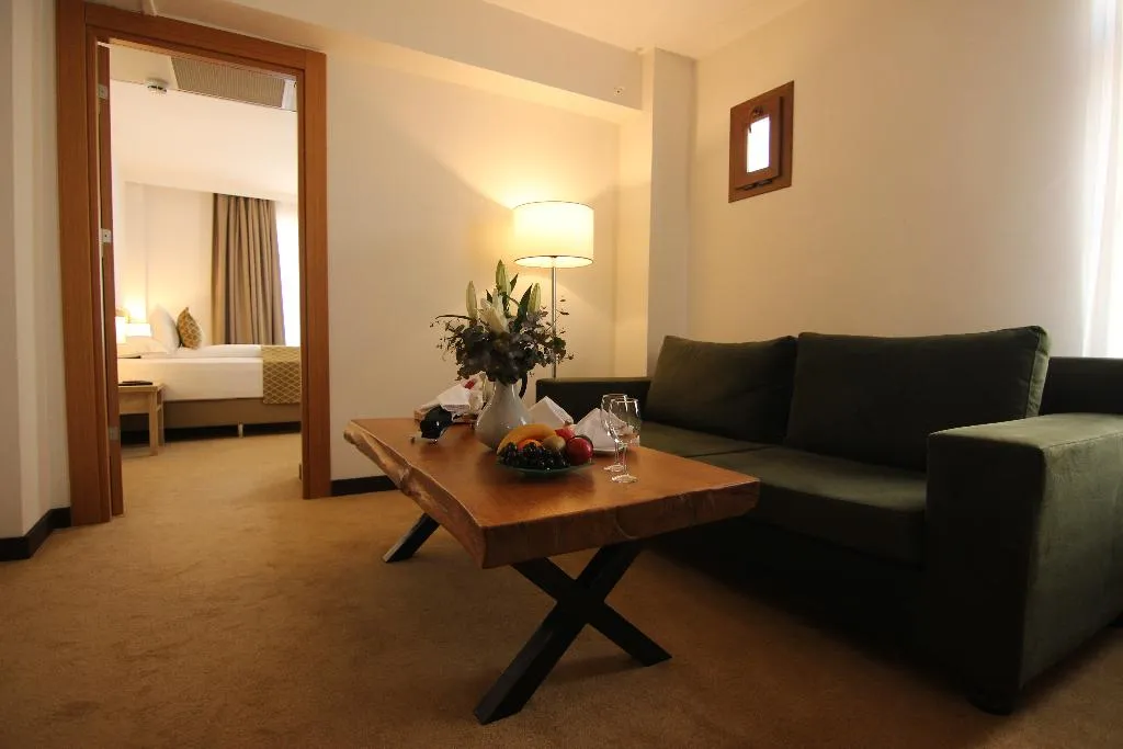 FAMILY ROOM STANDARD Room, Atlas Hotel Izmir, Izmir