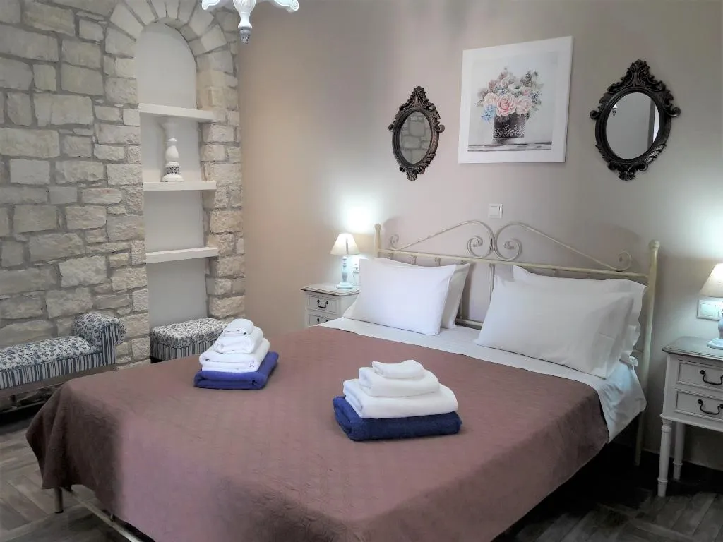 VILLA MOUNTAIN VIEW Room, Orelia Cretan Villas & Deluxe Apartments, Crete