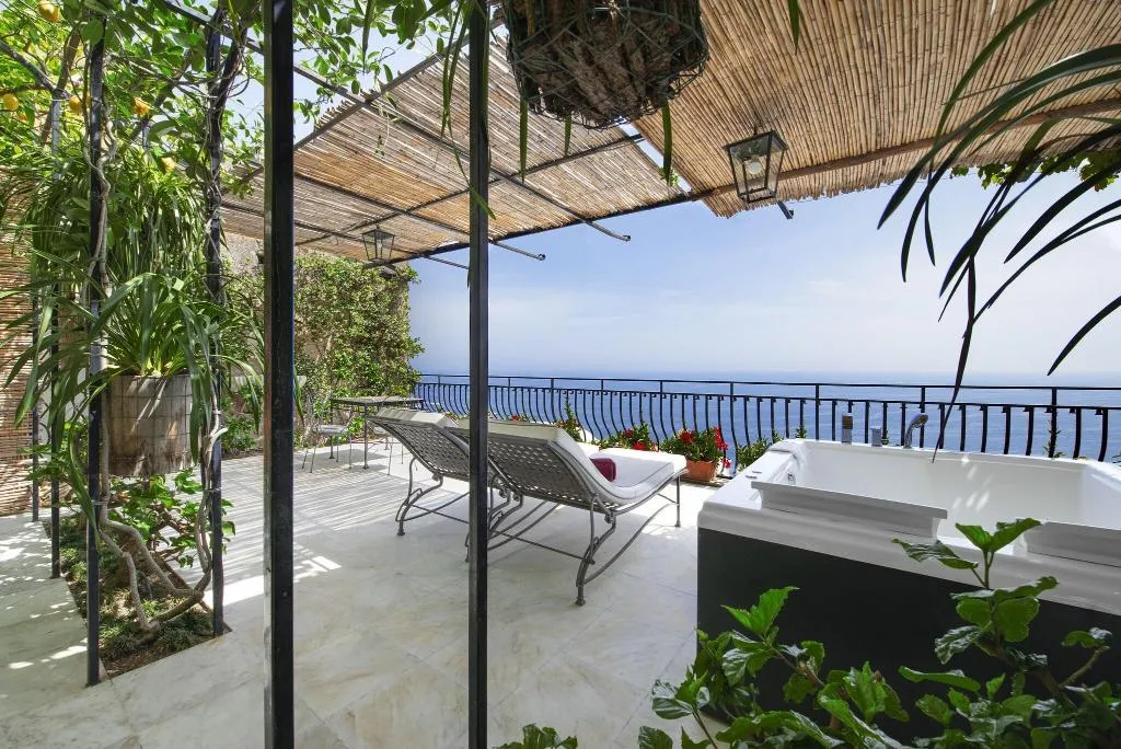 Terrace, Villa Magia, Naples