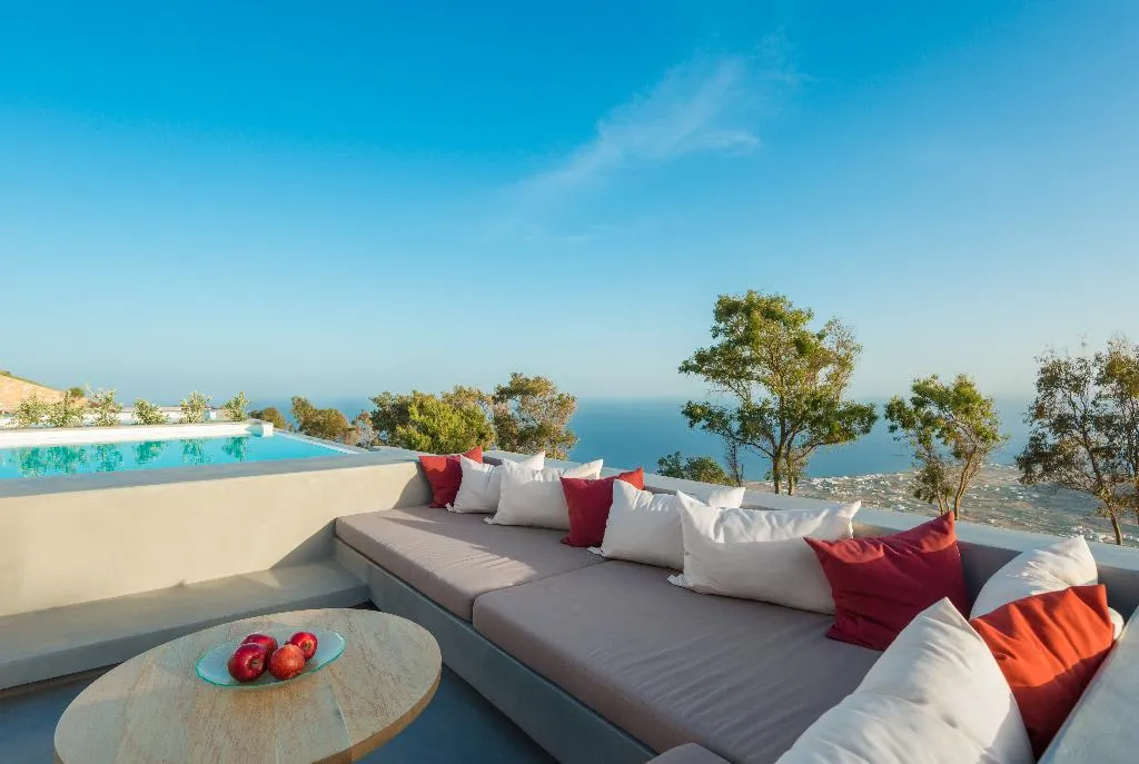 SUITE WITH PRIVATE POOL Room, Santorini Heights, Santorini