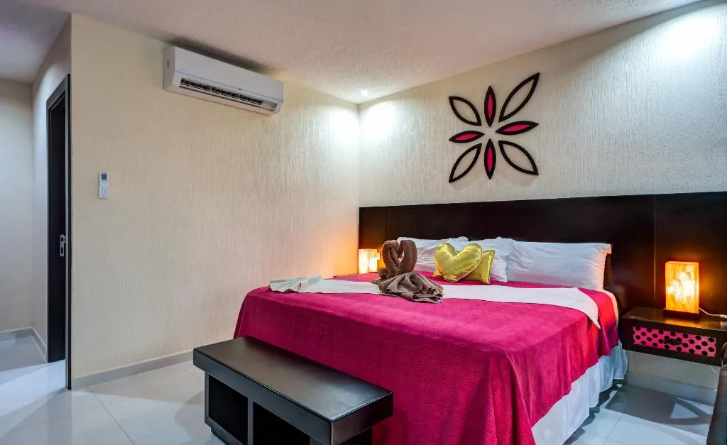 DOUBLE WITH JACUZZI Room, Suites Corazon, Playa Del Carmen