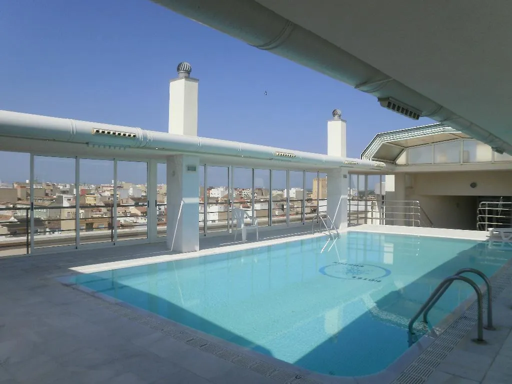 Pool, Bartos, Valencia