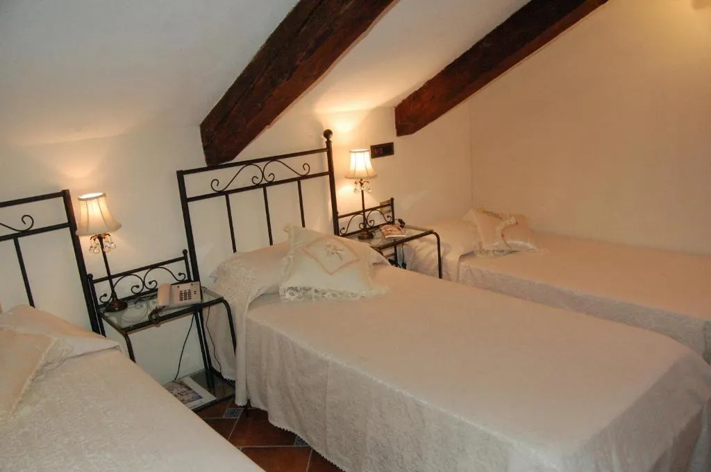 TRIPLE STANDARD Room, Ca' Riccio, Venice