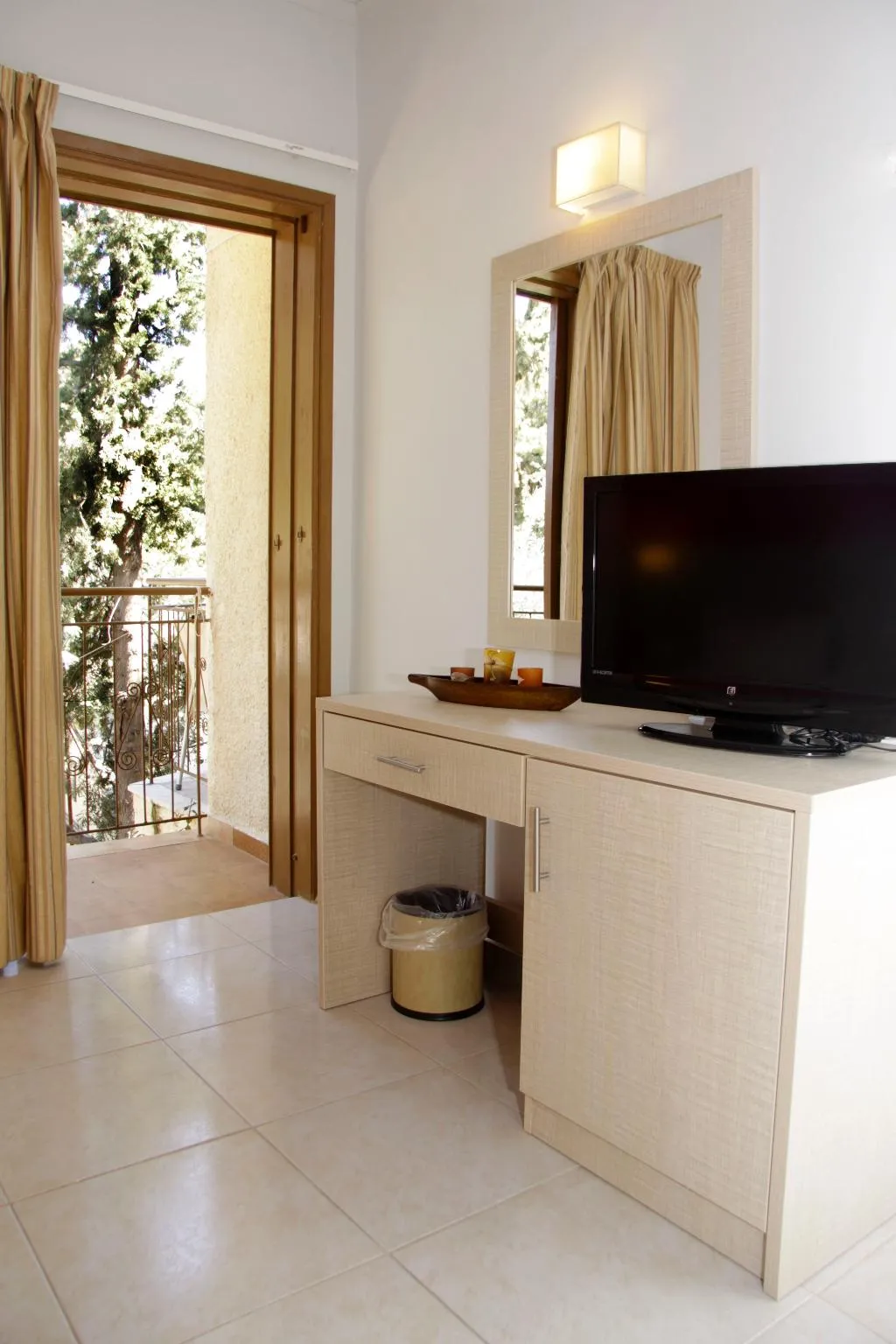Double or Twin STANDARD Room, Golden Beach, Athens