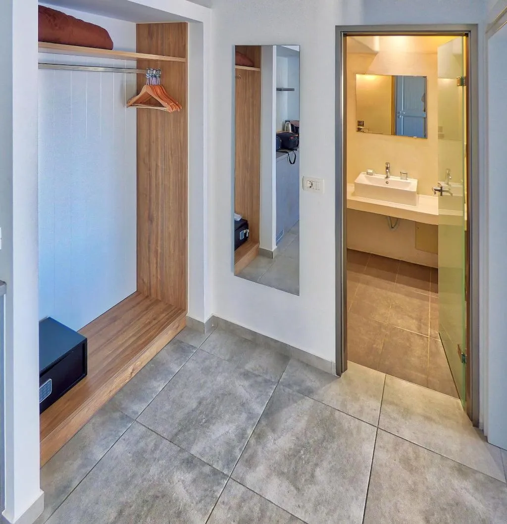 Room, Kokkinos Villas, Santorini